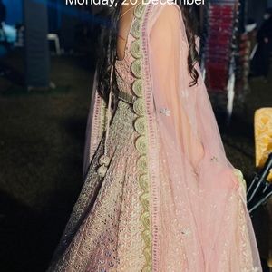 Meet your Posher, Sonia